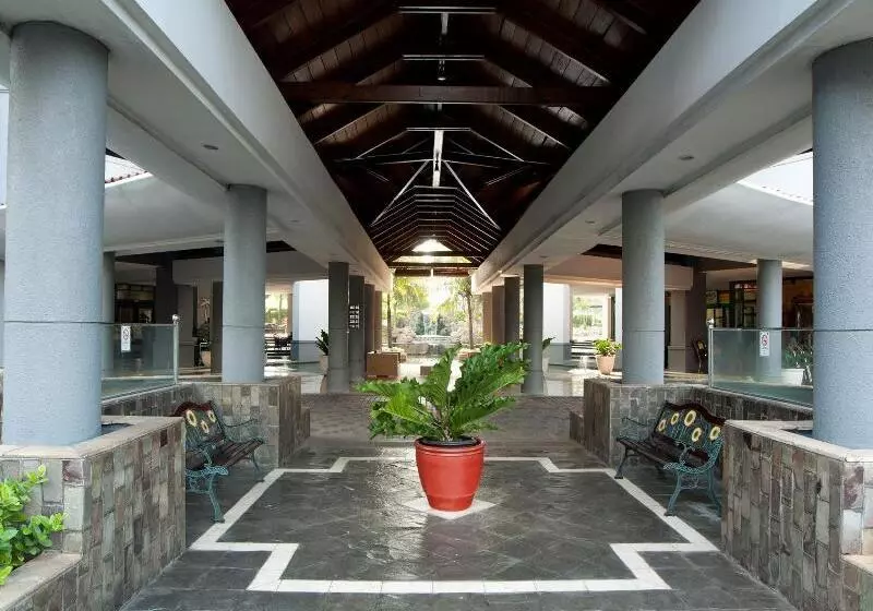 Fotos del hotel Grand Tropic Suites:  8