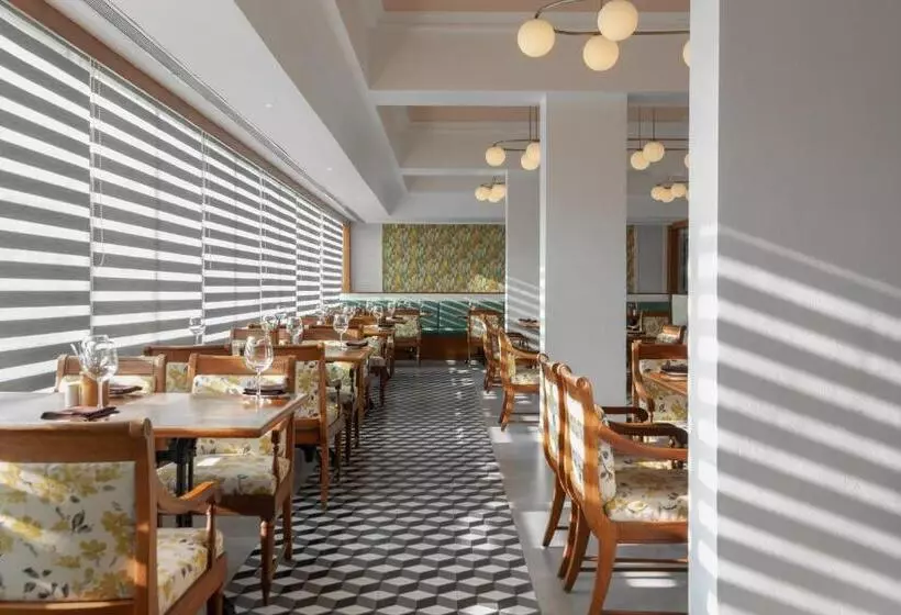 Fotos del hotel The Avenue Regent:  5