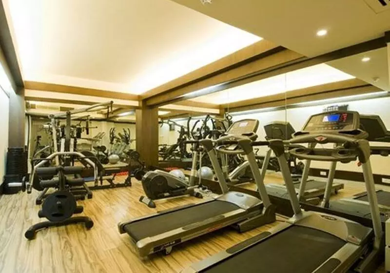 Fotos del hotel Howard Plaza The Fern, Agra:  5