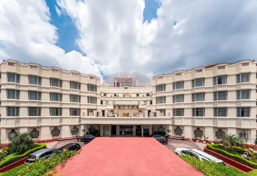 Howard Plaza The Fern, Agra