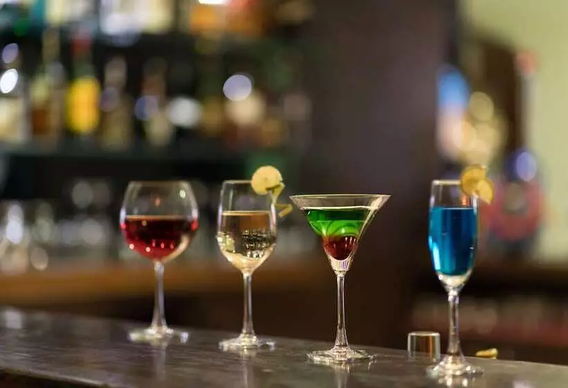 Fotos del hotel Howard Plaza The Fern, Agra:  21