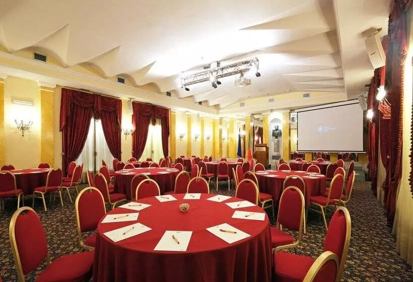 Fotos del hotel Bettoja Hotel Massimo D'azeglio:  16