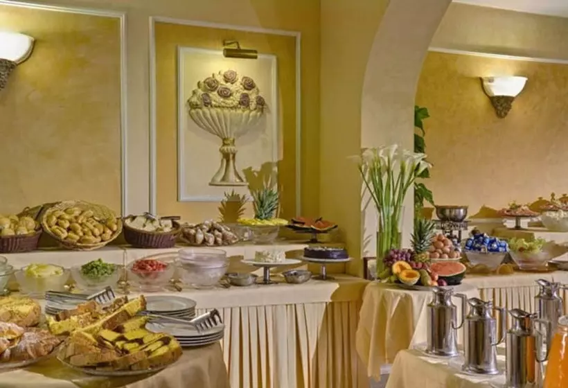 Fotos del hotel Corona D'Italia:  3