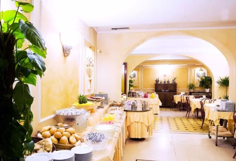 Fotos del hotel Corona D'Italia:  23