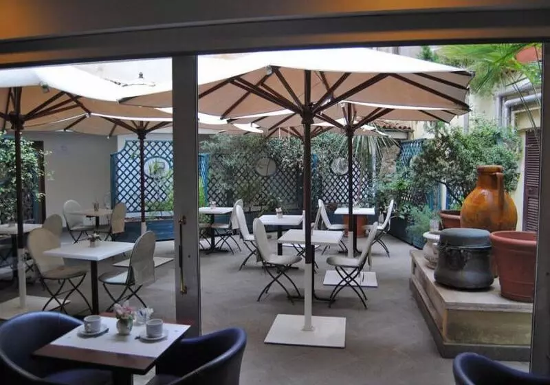 Fotos del hotel Diplomatic:  9