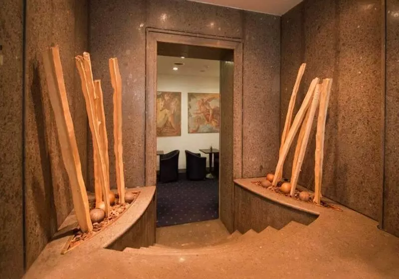 Fotos del hotel Diplomatic:  3