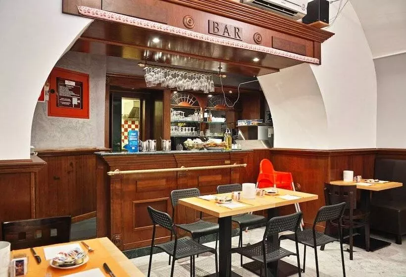 Fotos del hotel Virgilio:  16