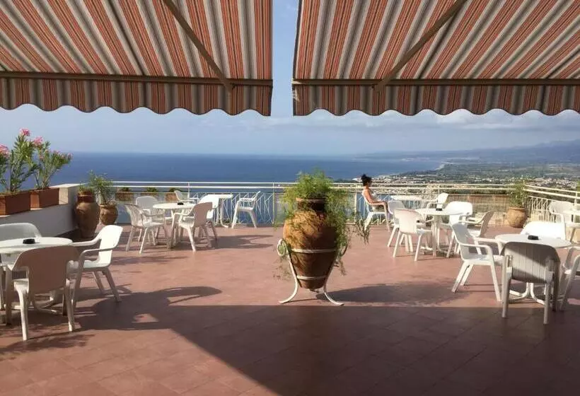 Fotos del hotel Mediterranée:  16