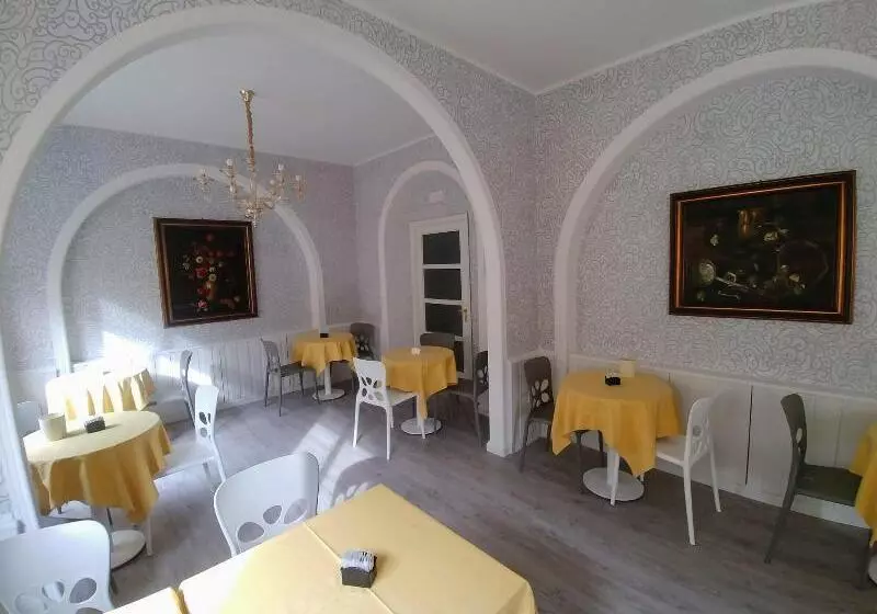 Fotos del hotel Vittoria:  8