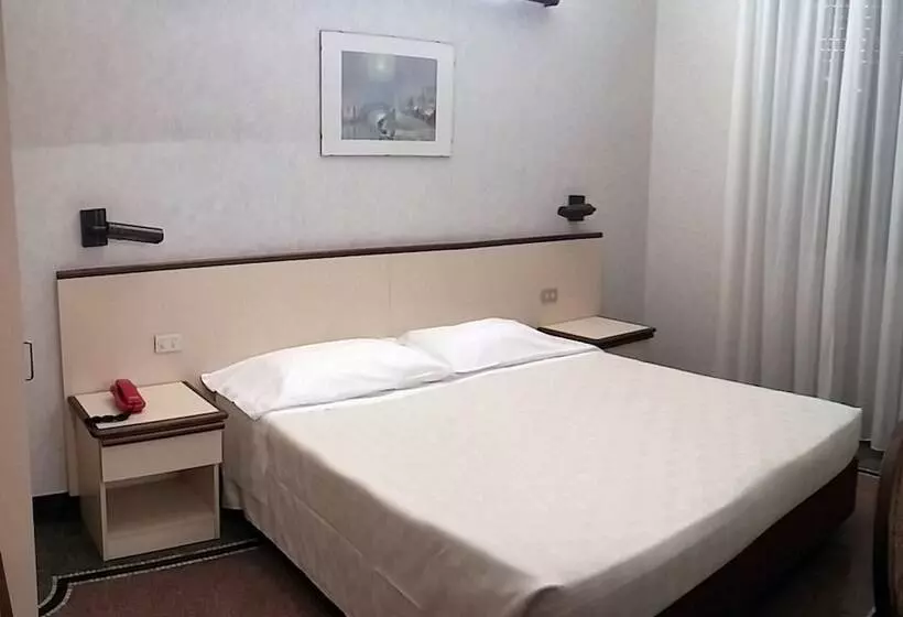 Fotos del hotel Vittoria:  10