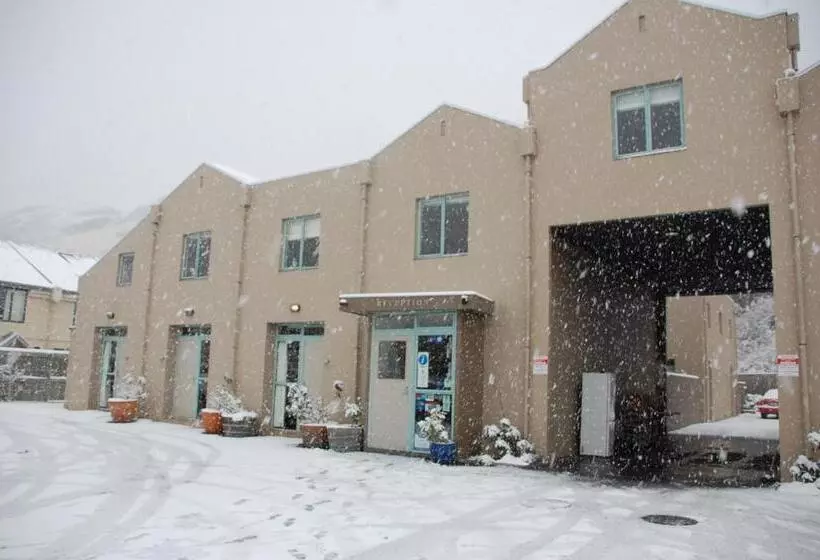 Fotos del hotel Queenstown Gateway Apartments:  5