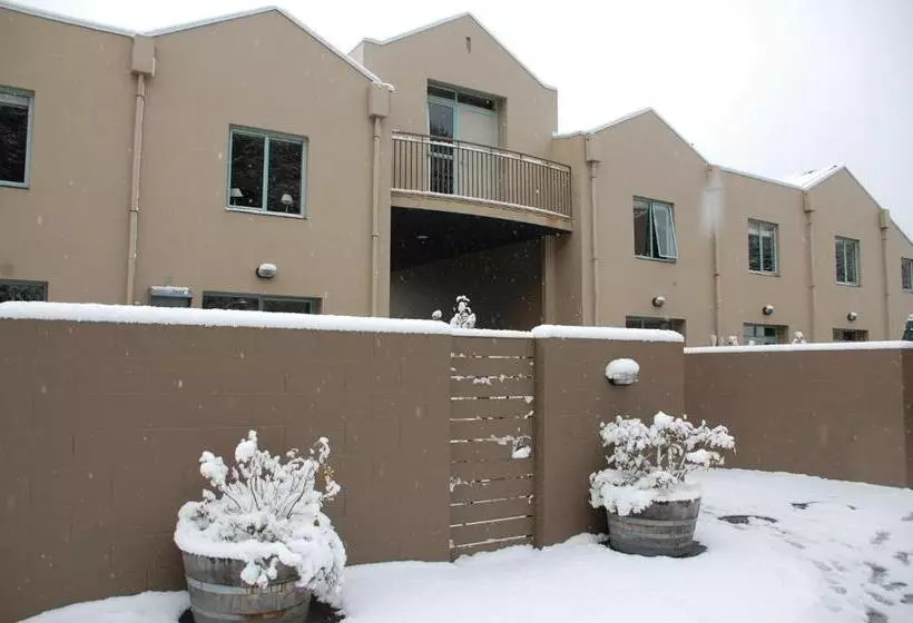 Fotos del hotel Queenstown Gateway Apartments:  16