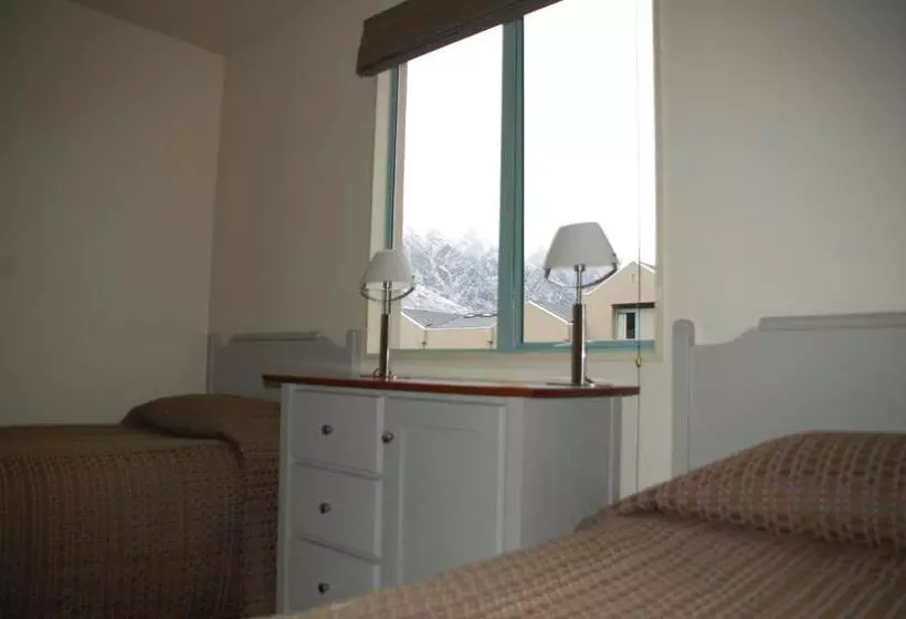 Fotos del hotel Queenstown Gateway Apartments:  6