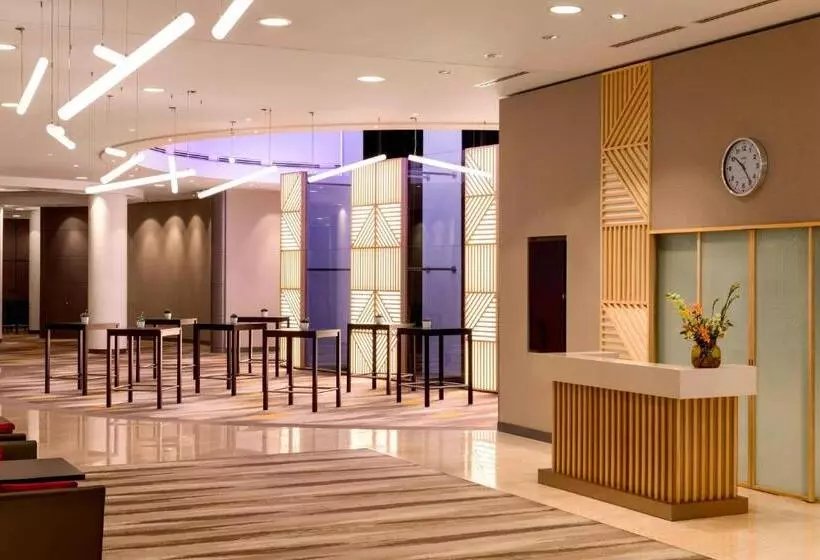 Sheraton Amsterdam Airport Hotel And Conference Center