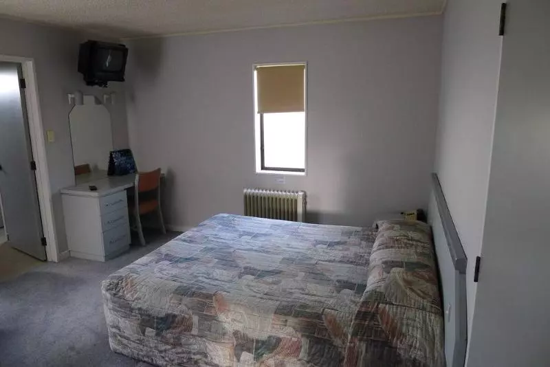 Fotos del hotel The Village Inn:  25