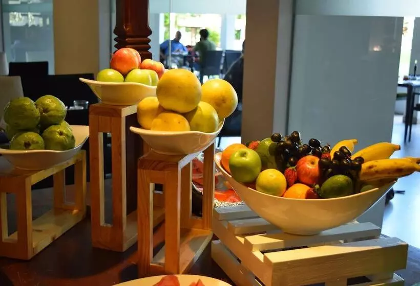 Fotos del hotel Vivanta Colombo, Airport Garden:  20