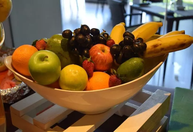 Fotos del hotel Vivanta Colombo, Airport Garden:  21