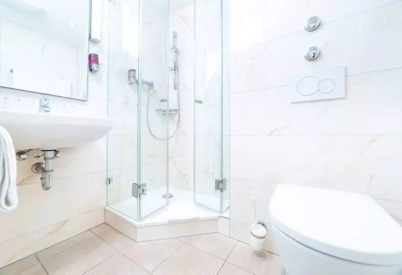 Fotos del hotel Rheinfelderhof:  16