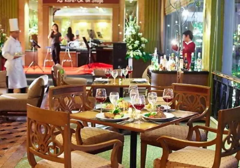 Fotos del hotel The Royal City:  10