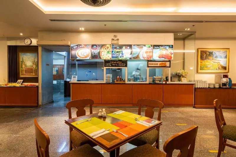 Fotos del hotel The Royal Paradise  & Spa:  17