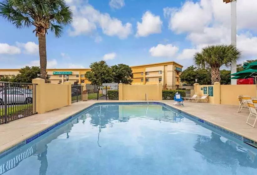 Fotos del hotel La Quinta By Wyndham Orlando South:  2