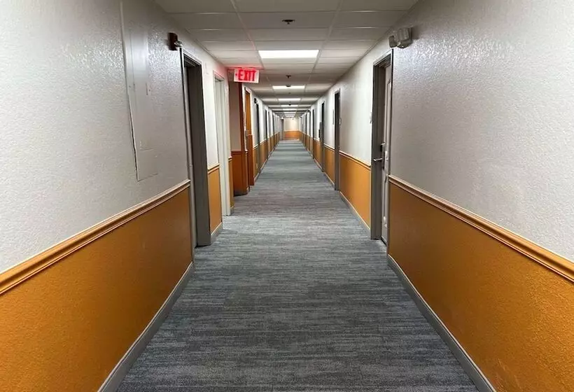 Fotos del hotel La Quinta By Wyndham Orlando South:  3