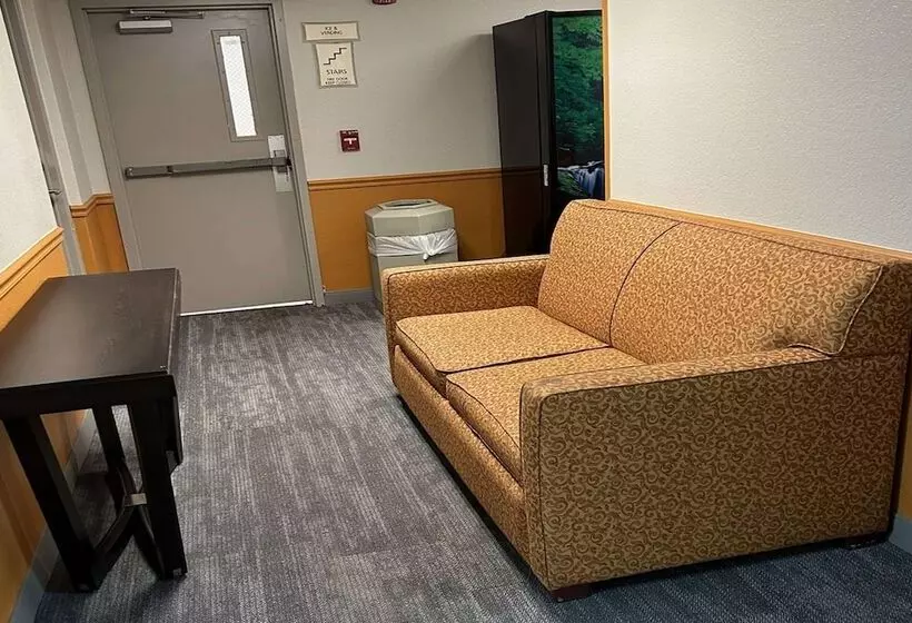 Fotos del hotel La Quinta By Wyndham Orlando South:  9