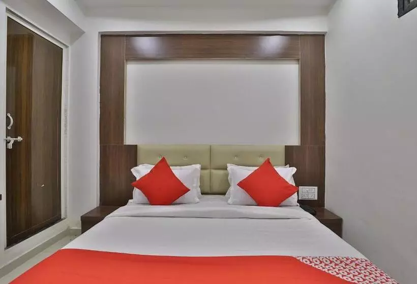 Fotos del hotel Oyo 35508 Dev Palace:  19