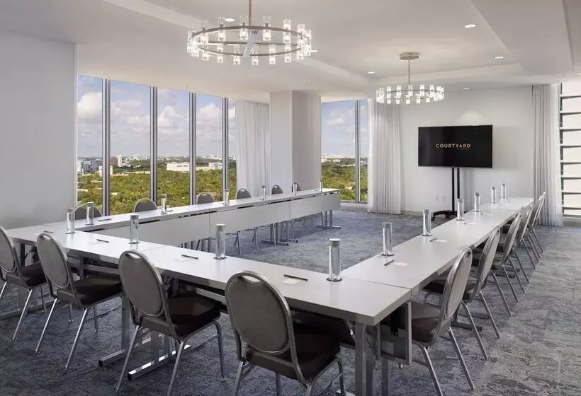 Fotos del hotel Courtyard Miami Coconut Grove:  7