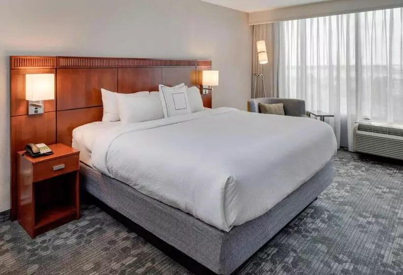 Fotos del hotel Courtyard By Marriott Boston Logan Airport:  12