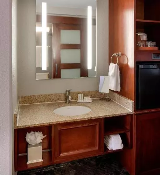 Fotos del hotel Courtyard By Marriott Boston Logan Airport:  25