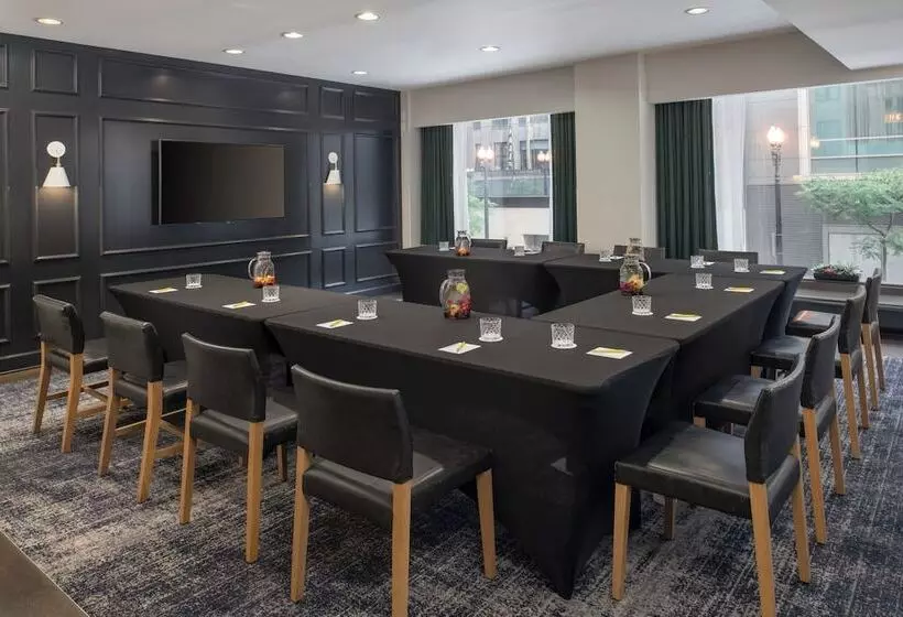 Fotos del hotel Staypineapple, An Iconic , The Loop:  4