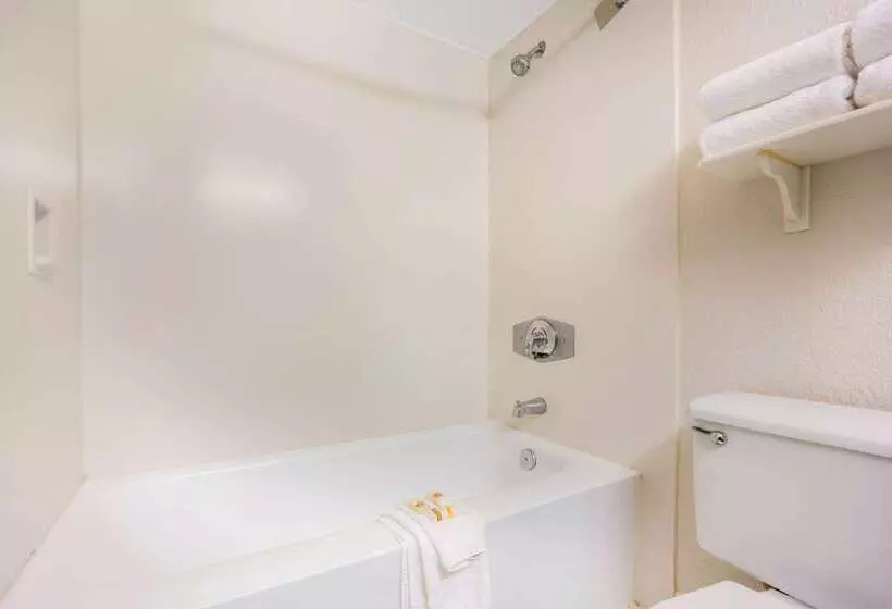 Fotos del hotel La Quinta By Wyndham Seattle Sea-tac Airport:  7