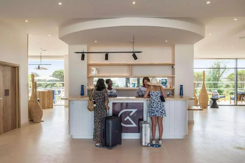 Fotos del hotel Golden Tulip Porto Vecchio:  12