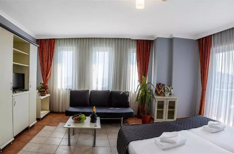 Fotos del hotel Royalisa:  20