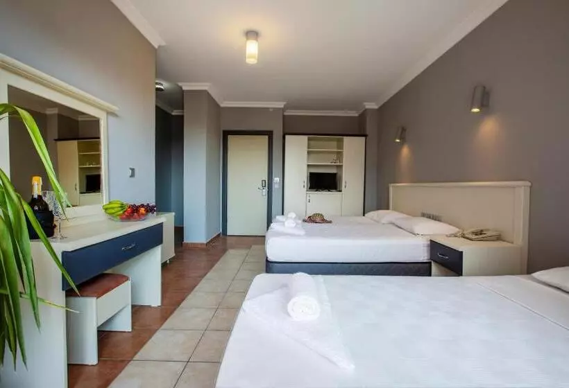 Fotos del hotel Royalisa:  10