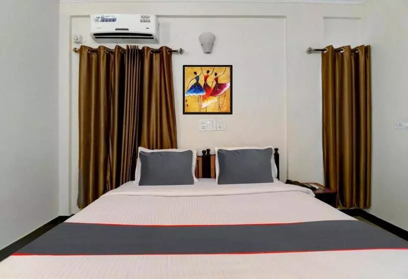 Fotos del hotel Collection O 12684 Compact Green View:  2