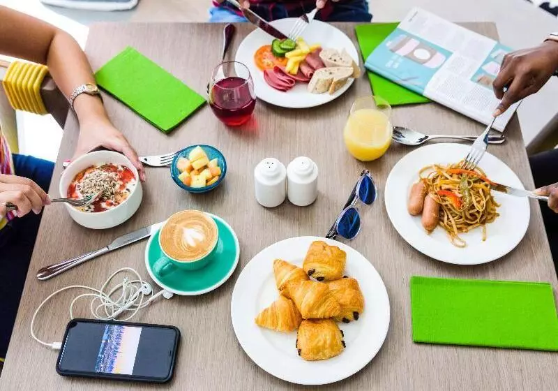Fotos del hotel Ibis Styles Dubai Airport:  16