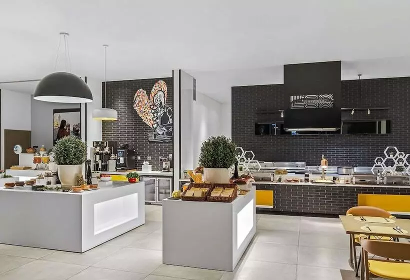 Fotos del hotel Ibis Styles Dubai Airport:  38