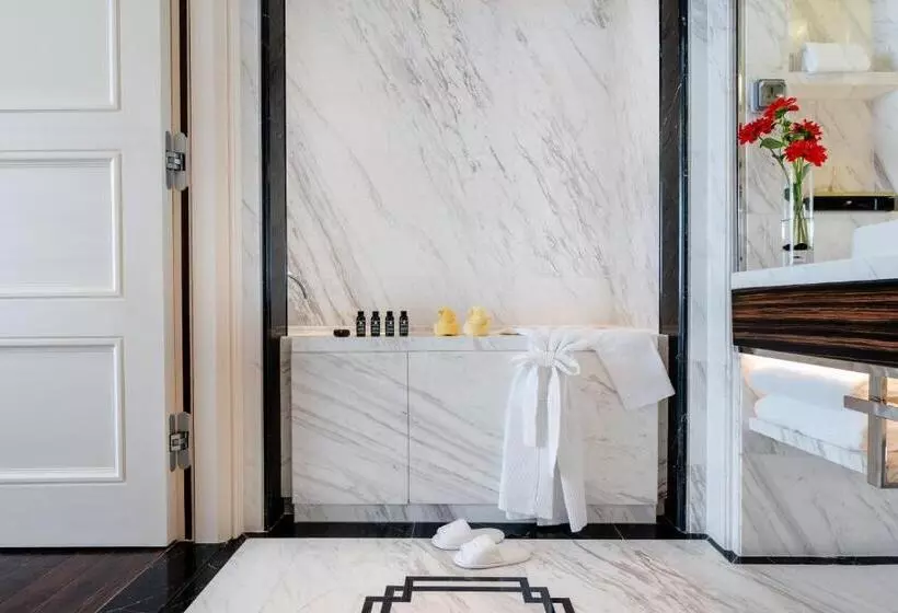 Fotos del hotel Caravelle Saigon:  4