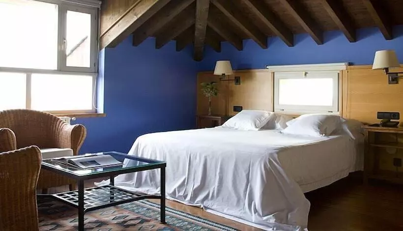 Rusticae  Torre De Villademoros