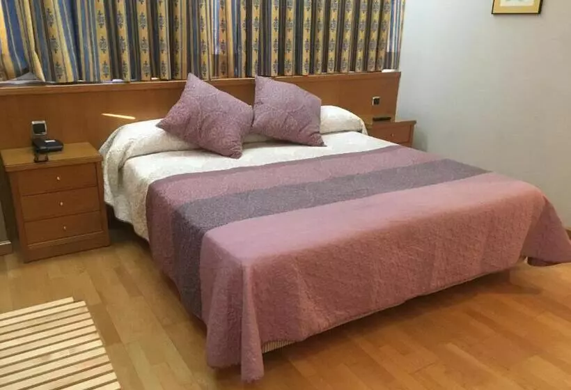 Fotos del hotel Encasa Hotel Almansa:  2