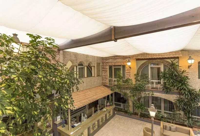 Fotos del hotel Castell Blanc:  16