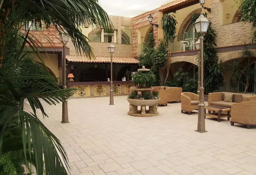 Fotos del hotel Castell Blanc:  10