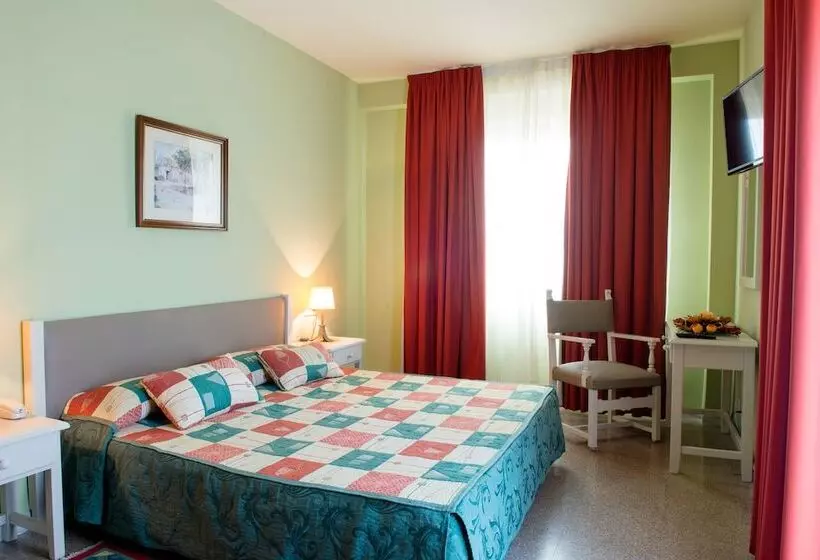 Fotos del hotel Castell Blanc:  8