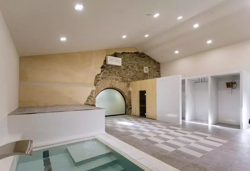 Fotos del hotel Hospedería Puente De Alconétar:  6