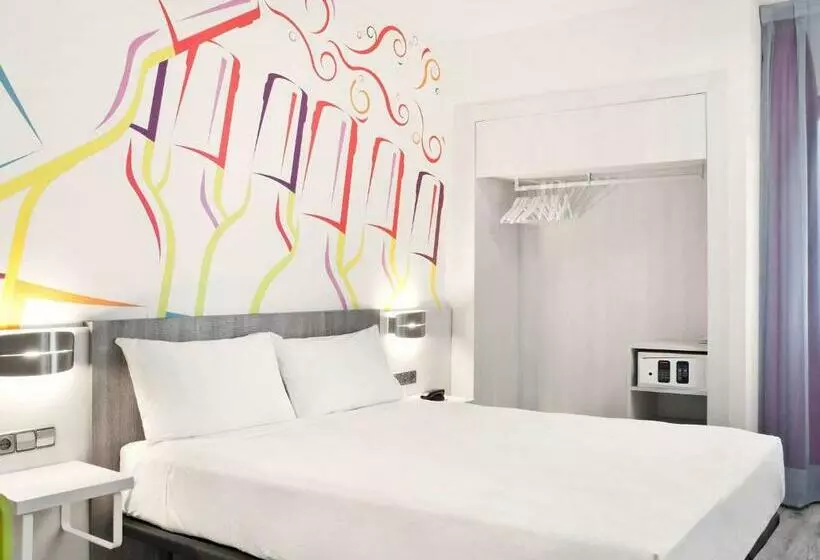Fotos del hotel Ibis Styles Madrid Prado:  14