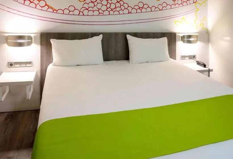 Fotos del hotel Ibis Styles Madrid Prado:  22