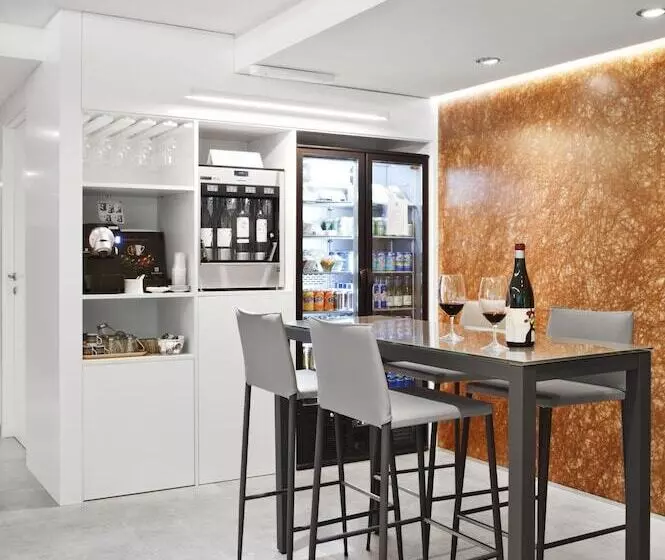 Fotos del hotel Ibis Styles Madrid Prado:  85