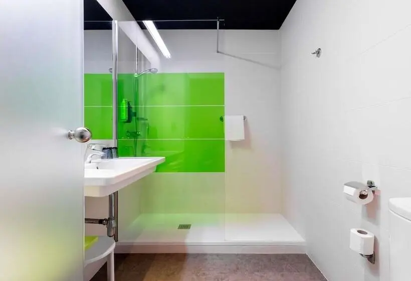Fotos del hotel Ibis Styles Madrid Prado:  33